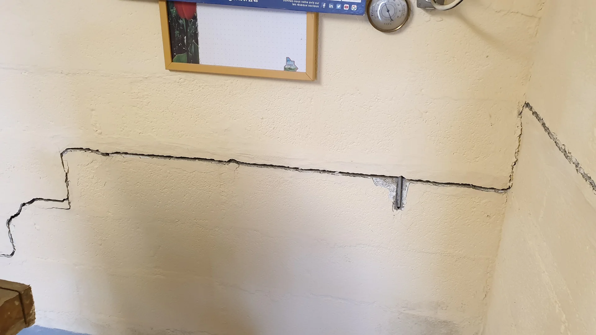 Exemple de fissure maison dans une maison